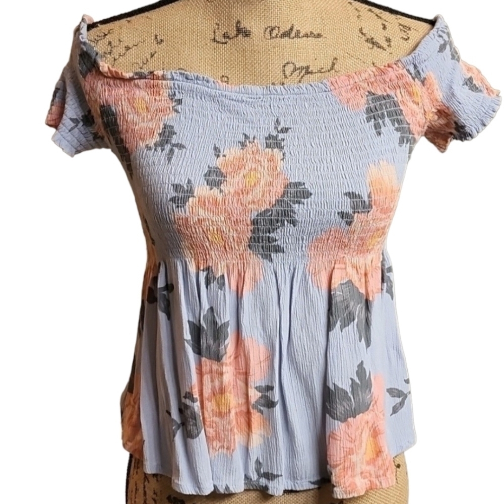 Kendall & Kylie Off-the-Shoulder Floral Top - Small